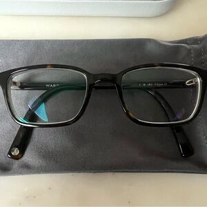 Warby Parker Oliver Glasses plus a frame case